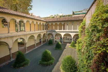 Dimora Storica Affrescata in Centro