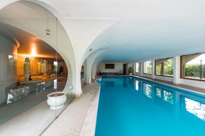 Villa con piscina Milano Ovest